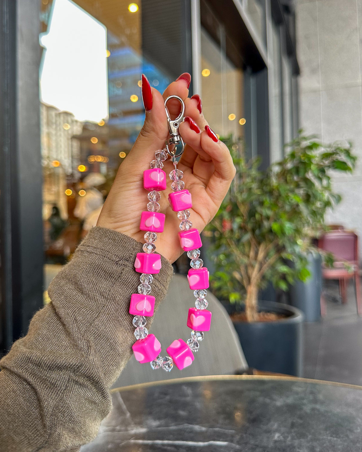 Pinky phone charm strap with hot pink heart-print cube beads, clear crystal beads and silver carabiner clasp – TOKFO