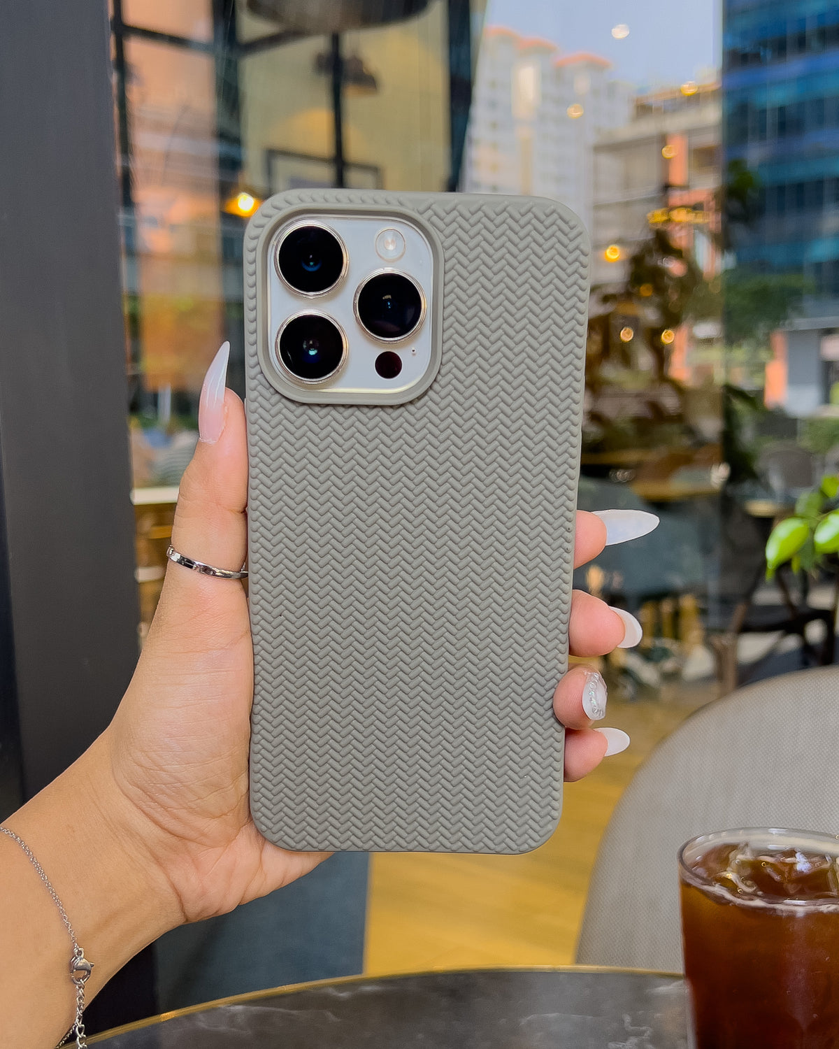 Weave Texture flexible silicone iPhone case with embossed weave in grey β TOKFO