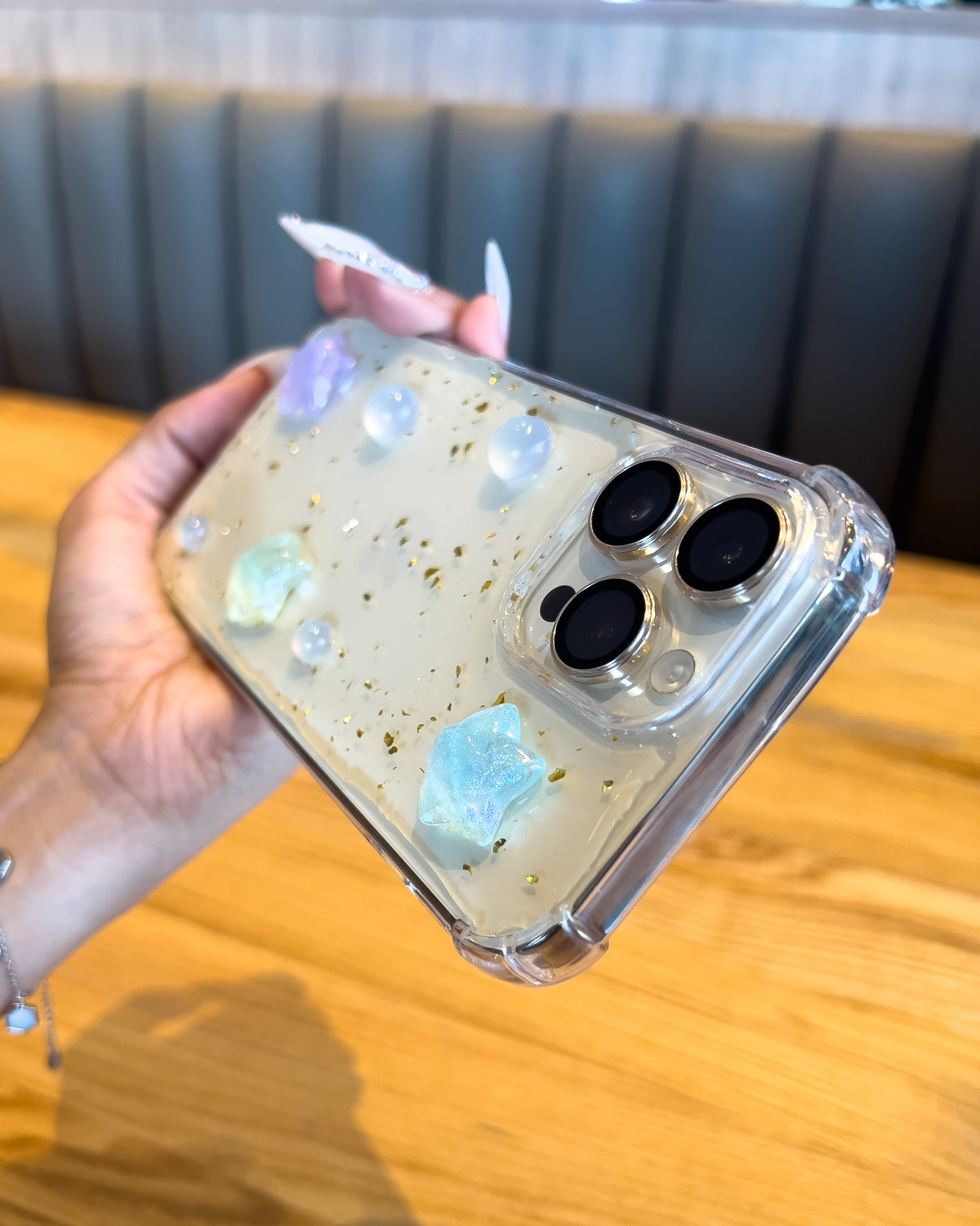 Pearl Star clear iPhone case with gold foil glitter, iridescent stars and pearls – TOKFO
