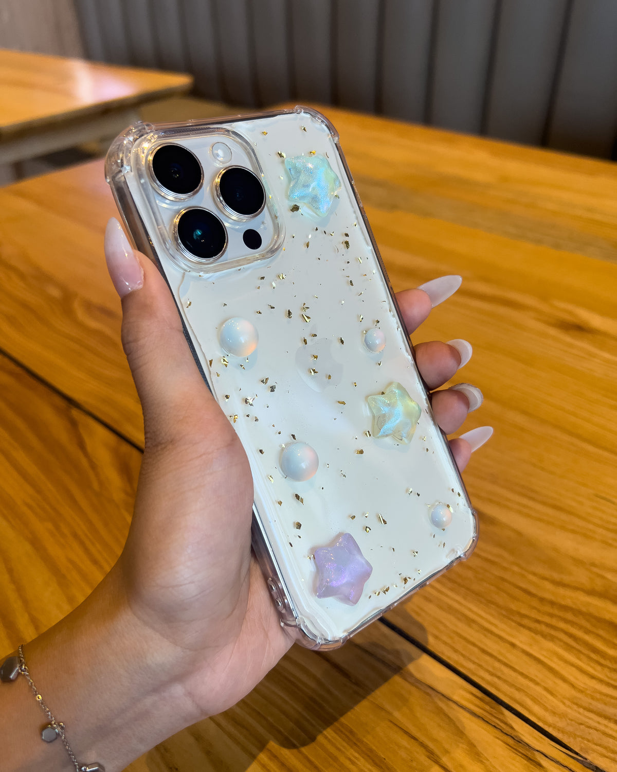 Pearl Star clear iPhone case with gold foil glitter, iridescent stars and pearls – TOKFO