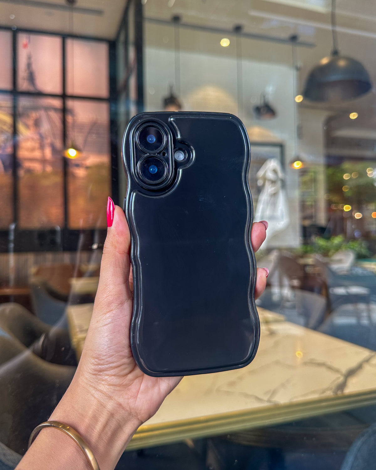 Wavy Glossy high-gloss iPhone phone case in black with wavy curved edges and raised camera cutout – TOKFO