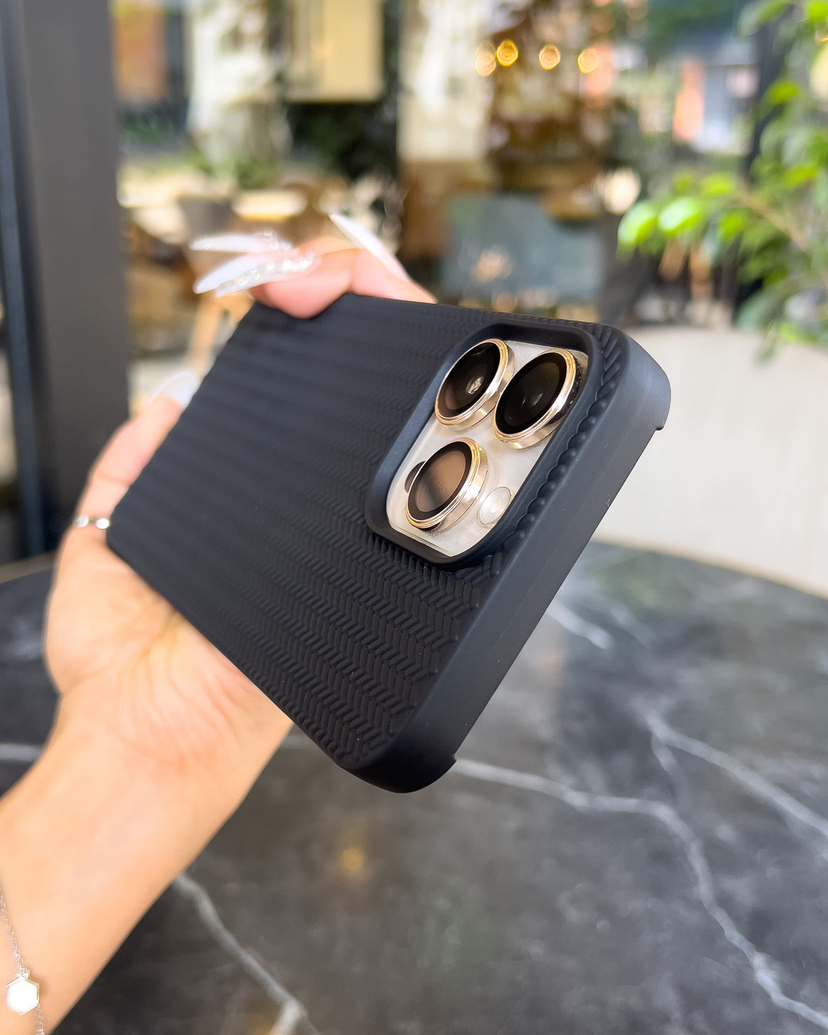 Weave Texture flexible silicone iPhone case with embossed weave in black – TOKFO
